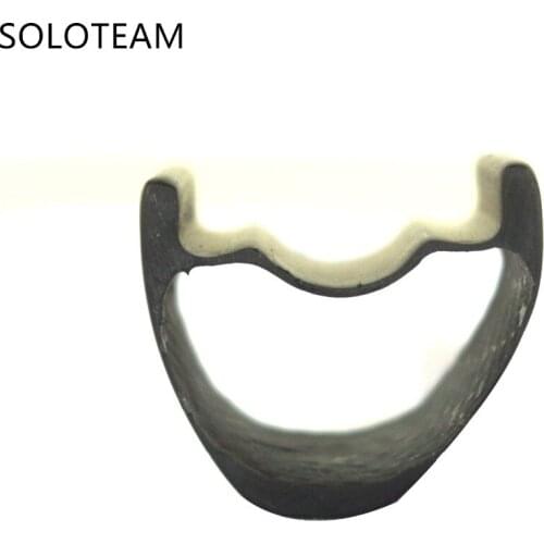 [SOBE29XC28] XC Asymmetric 28mm Width Carbon Fiber 29" MTB Clincher Rim Hookless Tubeless Compatible solo bicycle