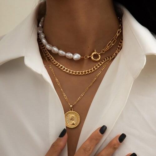 HI MAN 3Pcs/Set Baroque Pearl Clavicle Chain Queen Coin Pendant Necklace Women High Quality Glamour Wedding Jewelry
