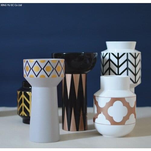 Living Room Decoration Accessories Countertop Vase Creative Modern Flower Arrangement Container Simple Geometric Ceramic Crafts