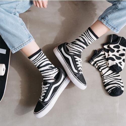 Women Socks Zebra Stripe Pattern Black White Socks Striped Harajuku Hosiery Short Fashion Sock Cute Woman Streetwear Soks Meias