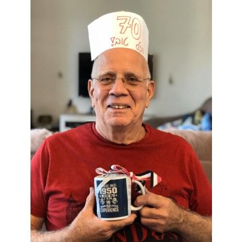 Sister figurines mini statue lesbian wedding cake topper custom bobblehead comic figurines miniatures resin figurines cartoon