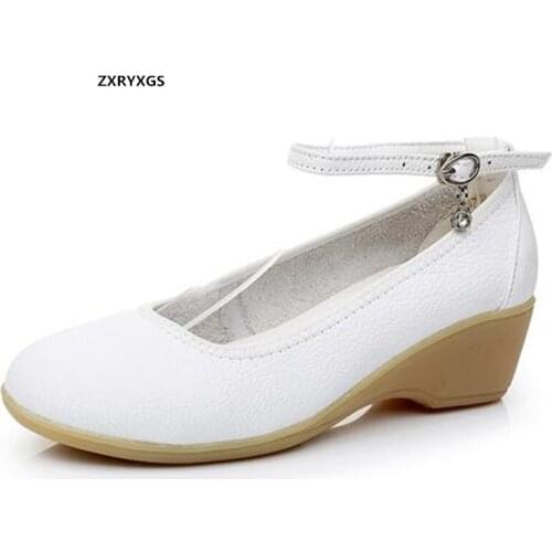 Hot 2021 New Top Soft Cowhide White Shoes Woman Soft Sole Non-slip Comfortable Wedges Heels Women Leather Shoes Shoes Size 32-40
