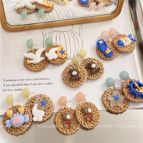 WYBU Handmade Cartoon Drop Earrings For Women Wooden Straw Weave Rattan Earrings Big Round Wedding Trendy Dangle Jewelry 2021