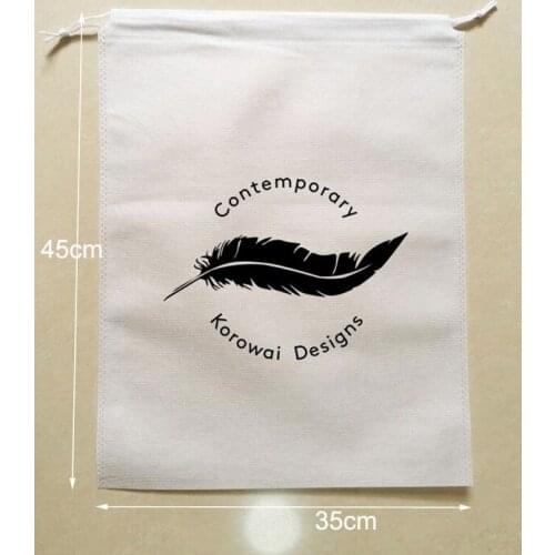 Customised Logo 500pcs 35x45cm And 250pcs 45x55cm Big Size Drawstring White Non-Woven Bags Printed With Black Feather Logo