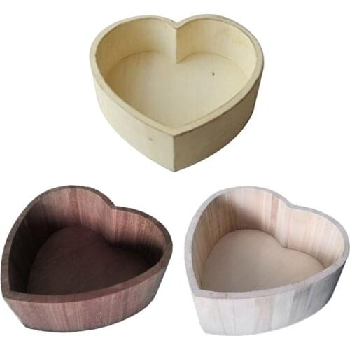 Vintage Baby Photography Props Wooden Heart Shape Box Newborn Infants Photo Posing Shooting Prop Accessories