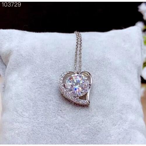 Passed Diamond Test 2Ct D Color VVS1 Moissanite 925 Sterling Silver Love Heart Pendant Necklace Got Engaged Luxury Jewelry