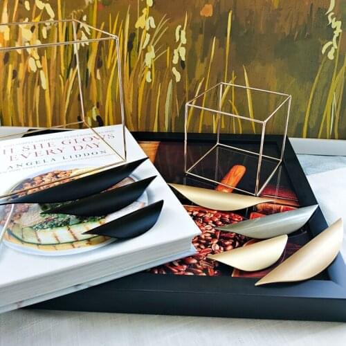 Free Shipping 2pcs Simple Cupboard Door Handle Wardrobe Drawer Closet Zinc Alloy Pulls Gold Furniture High-top Wine Cabinet Knob