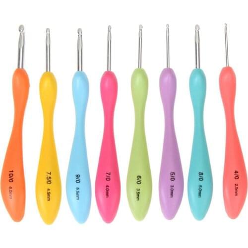 8 Pcs/Set Crochet Hook Set 2.5-6.0mm Ergonomic Crochet Needles with Colorful Soft Rubber Grip Cushioned Handle Needles