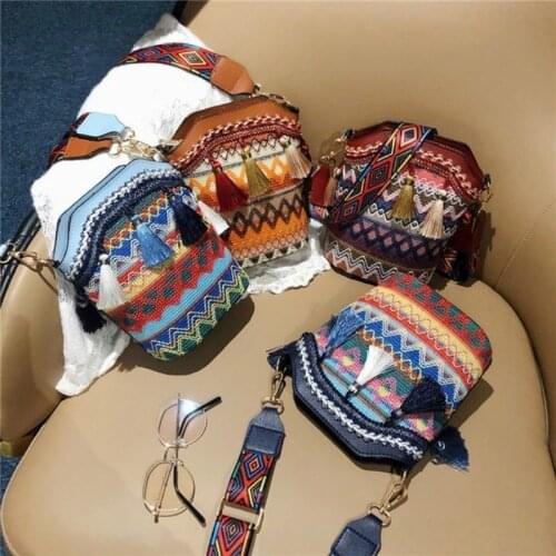 Ethnic Style Woven Tassel Bucket Bag New Bohemian One-shoulder Messenger Bag