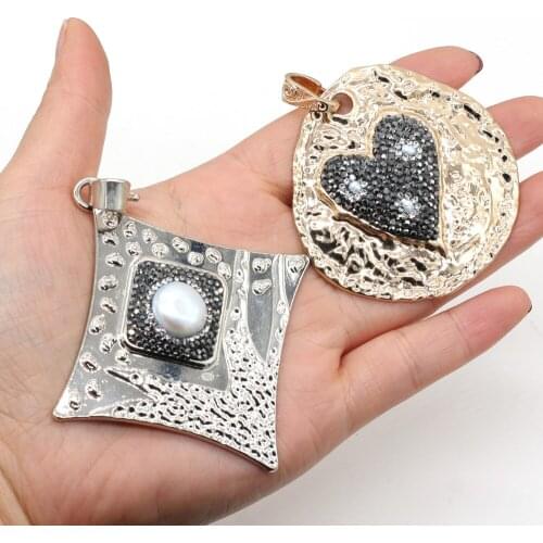 Fashion Metal Pendant Ethnic Jewelry Golden-plated Hearts Rhinestone Charms Pendant for DIY Necklace Making Findings Gift