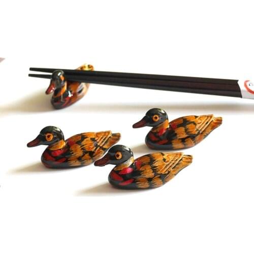 1 pc Cute Duck Shape Chopsticks Holders Chopstick Stand Shelf Ducks Spoons Fork Rack Ceramic Rest Flatware