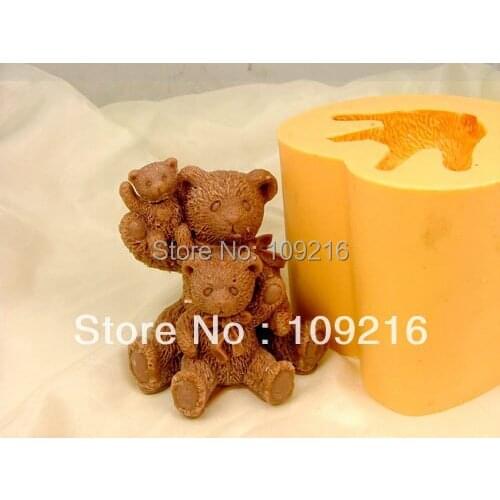 Wholesale!!!1pcs Mom Dad and Baby Bear (R0500 ) Silicone Handmade Soap Mold Crafts DIY Mold