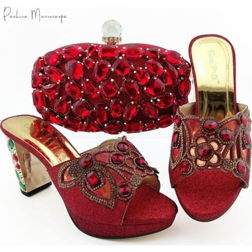 Italian Design New Arrival Nigerian Red Color Women Shoes and Bag Set with Colorful Rhinestone Decoration for Party Wedding