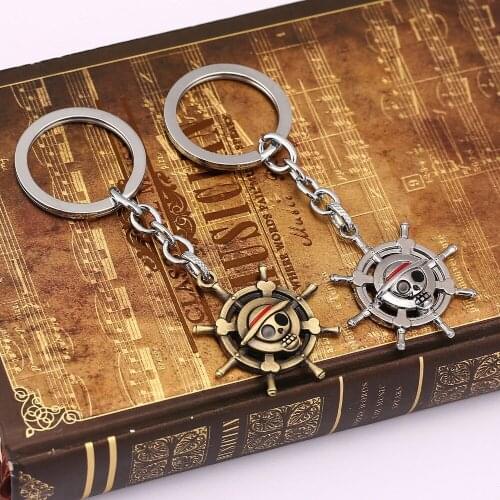 Wholesale 10PCS 2 colors anime accessories One piece keychain The straw hat Pirates compass key holder key ring keychain for car