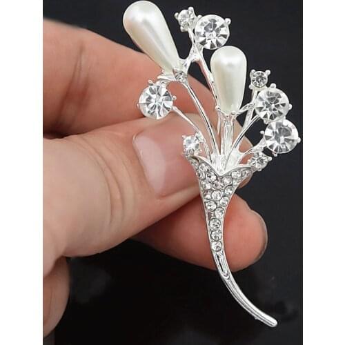 New! Free Shipping Silver Tone Stunning Rhinestone Crystal Pearls Bunch Of Flower Wedding Brooch