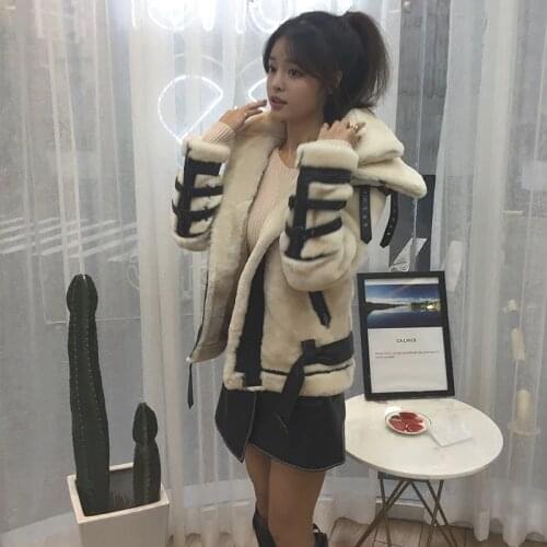 Fashion Luxury Slim Shearling Real Fur Jacket Women Winter 2020 Zipper Warm Lamb Fur Short Coat Designer Street Outerwear XS-XL