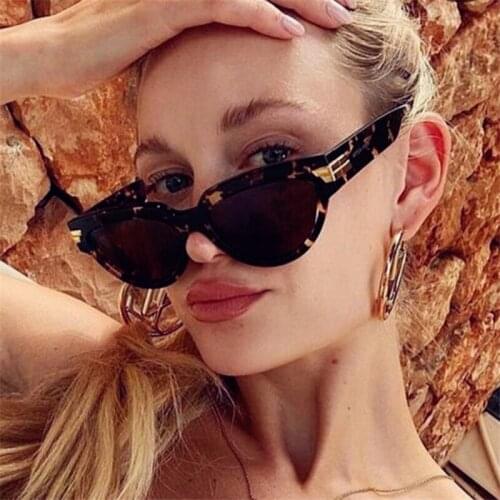 RBROVO 2021 New Cateye Sunglasses Women/Men INS Eyewear Women Luxury Brand Glasses for Women Vintage Lentes De Sol Mujer UV400