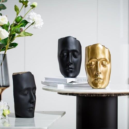 Modern Home Model Room Living Room Hotel Office Layout Ornament Face Portrait Black Gold Mask Resin Sculpture Decoration