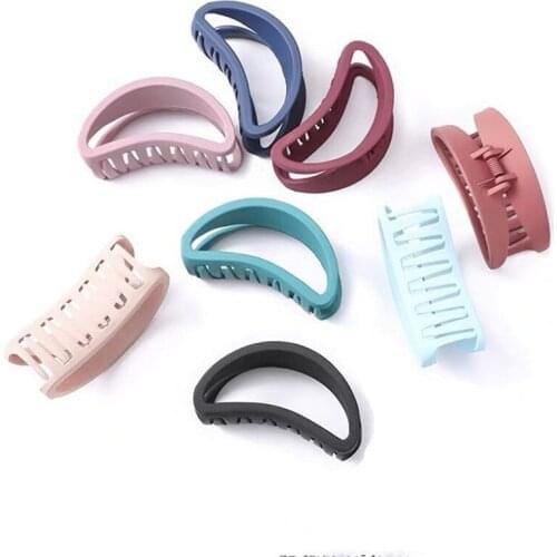 Dull Polish Hollow Out Acrylic Hair Claw Hairpin Simple Bath Hair Clips Candy Sweet Girls Hair Crab Hair Accessories Small size