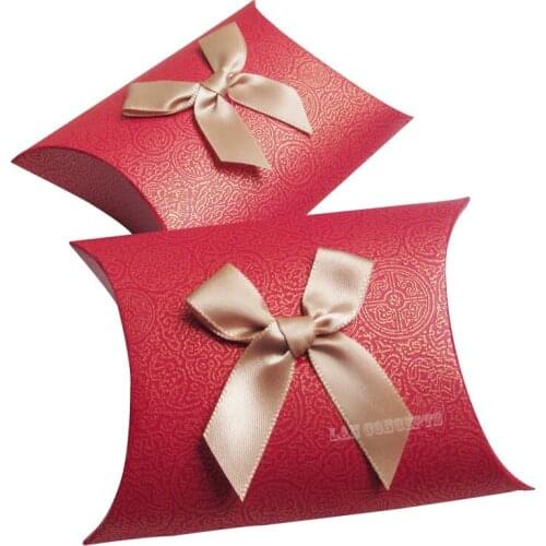 DIY Cardboard Favors Box Cardpaper Candy Box Pillow Box with a bow for baby shower wedding party - red 200pcs/lot free shipping