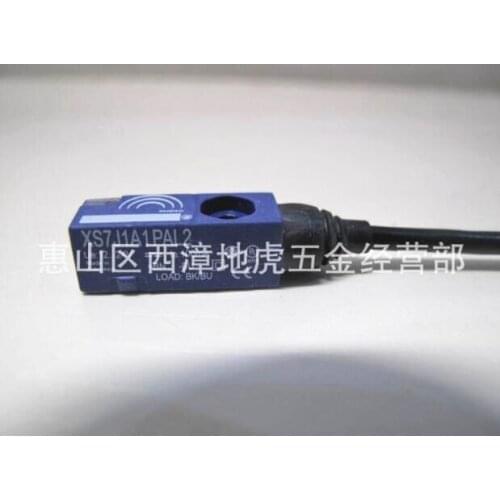 High quality XS-7J1A1PAL2 Schneider s proximity switch