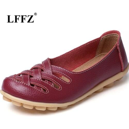 Lzzf 2018 Discounts Fashion Genuine Leather Casual Loafers Shoes Women Sandals Summer Shoes Flats with Hollow Out Size 34-44