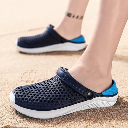 Summer Mens and Womens Clogs Quick Dry Casual Home Slippers Couple Garden Shoes Beach Sandals Mules Bathroom Slippers