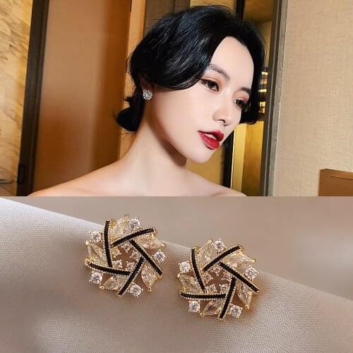Zeojrlly Women Classic Stud earrings Cross Earrings New Fashion Earrings Korean simple elegant fashion female jewelry