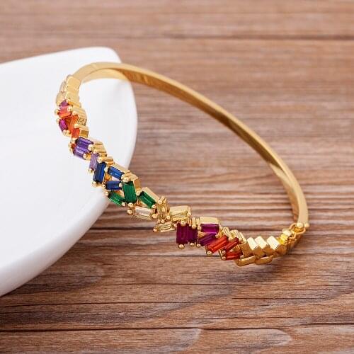 Luxury Womens Wrist Bracelets Rainbow Rhinestone Copper Zircon Gold Hard Bangles Charm Jewelry Accessories Gift Wholesale Price