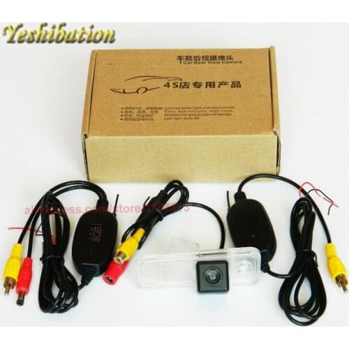 Yeshibation Wireless Camera RCA/AUX Video Transmitter and Receiver Kit For Hyundai ix25 2014~2017 Reverse Backup Rearview Camera