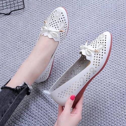 Dgy9Womens Fashion Summer Sandals Soft Bottom Beach Hollow Casual Shoes breathable ladies Flat shoes