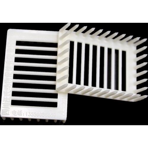 2PCS Cell Plastic House Room Rectangle Bees Tool Supplies Needle Type Beekeeping Bee Queen Cages King Cage Cells Room Rearing
