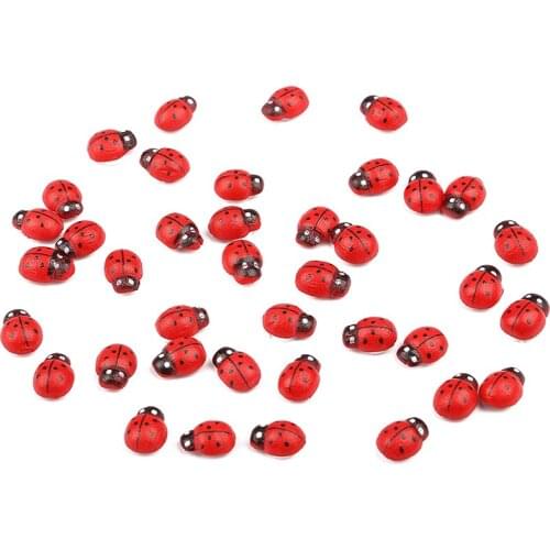 200Pcs Mini Wooden Ladybugs Used for Gardens, Landscapes, Plants and Decorations