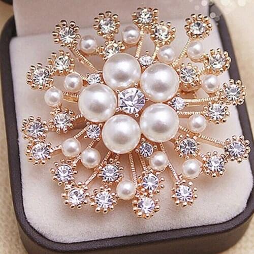 New Fashion Female Large Brooches Lady Snowflake Imitation Pearls Rhinestones Crystal Wedding Brooch Pin Jewelry Accessorise