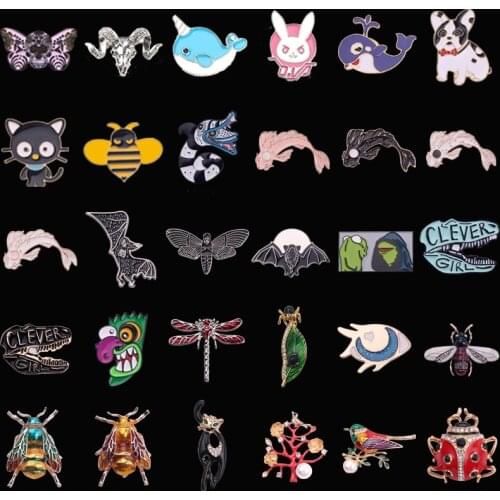 Cartoon Animal Brooch Alloy Enamel Bat Bee Frog Dolphin Dog Rabbit Butterfly Pins For Friends Party Jewelry Accessories Gifts