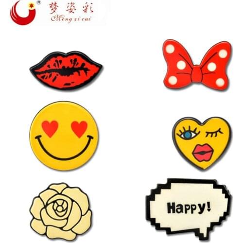 2017 Newest 6 Styles Acrylic Brooches Pins Cute Flower Heart expression Broche Badge Collar Broch Letter for Girl Women Jewelry