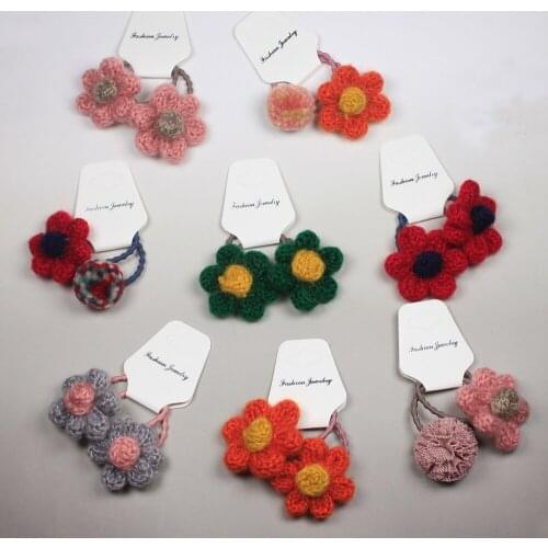 2pcs/lot Winter Kids' Knitting Flower Fluffy Ball Pompoms Hair Tie Pom Pom Hair Bands Elastics Ponytail Holder HB038