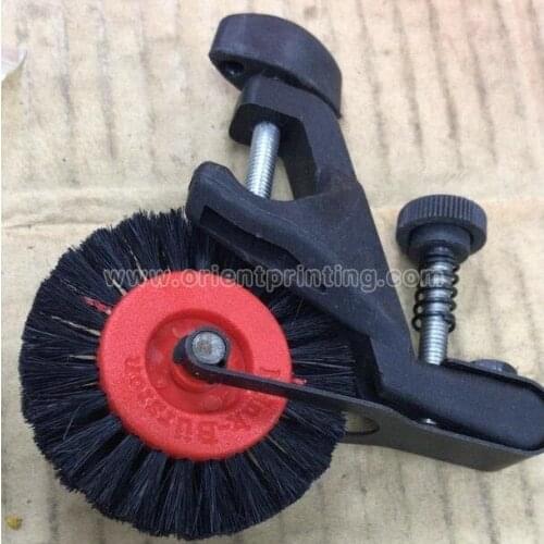 CD74 SM74 Hard Brush Wheel Assembly Offset Printing Press Black Brush Wheel With Support
