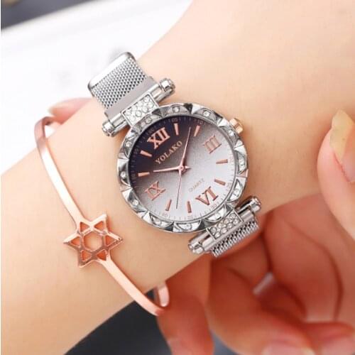 Women Magnet Buckle Gradient Roma Wristwatches Luxury Stainless Steel Quartz Analog Watches Gift Clock Relogio Feminino