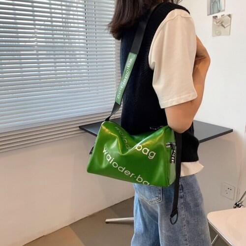 Street fashion sports lightweight womens crossbody bag 2021 summer letter printing fashion one-shoulder messenger Boston bag