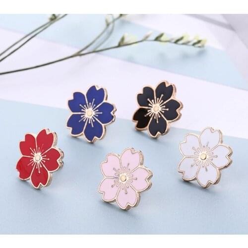 Beautiful Cherry Blossoms Brooch Alloy Flower Brooch Romantic Gorgeous Lady Special Collar Pin Women Elegant Jewelry