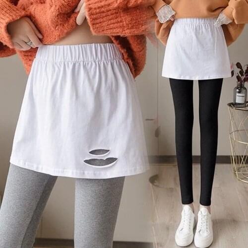 2021 Spring Fashion Womens Safety Pants White Lie Fallow Hole Shorts Daily Leisure Sexy Skirt Fashionable Hot Pants Wholesale