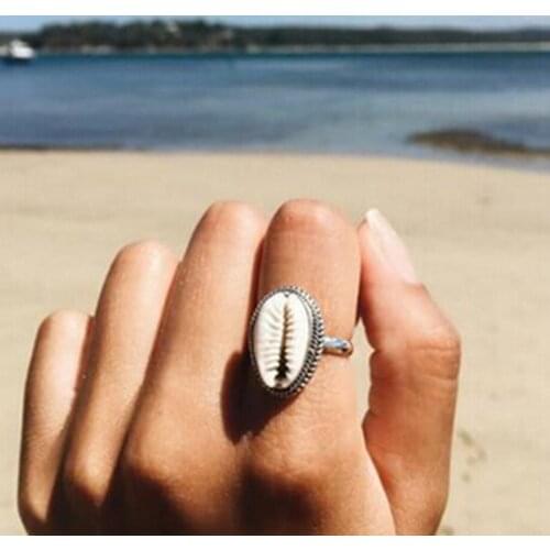 Bohemian Shell Ring For Women Charm Vintage Sea Shell Ring Jewelry Ethnic Ocean Beach Cowrie Shell Finger Ring bague