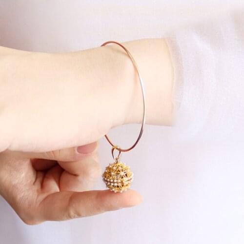 1PC Hollow Cage Locket Bangles Essential Oil Diffuser Aromatherapy Locket Bracelet for women