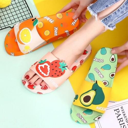2021 Womens New Style Summer Slippers Ladies Fashion Cartoon Indoor Sandals Female House Bathroom Flip Flops Girls Cute Shoes