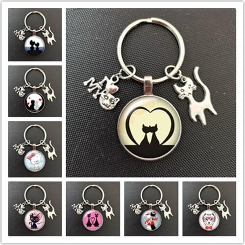 Cute Little Cartoon Cat Glass Pendent Keychain Lovely Kitten Girl Key Holder Lovable Anime Animal Key Holder Gift for Girlfriend
