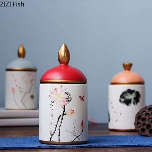 European Style Ceramic Storage Tank Ornament with Lid Living Room Wine Cabinet Entrance Decoration Creative Candy Storage Jar