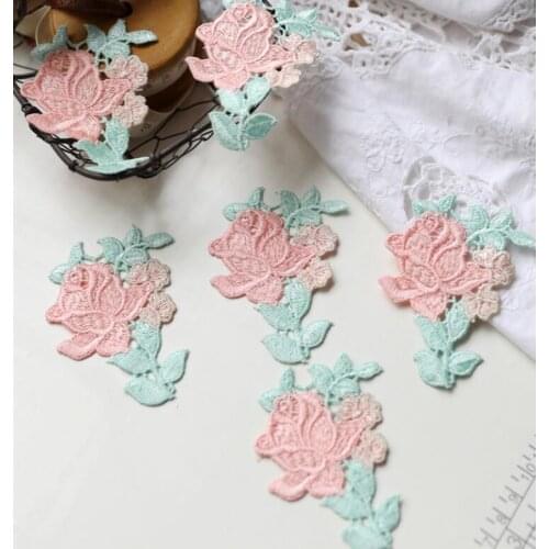 2 Pieces 6.5*8.3cm Embroidery Lace Collar Applique Polyester Flower Water Soluble Fashion Floral Collar Trims