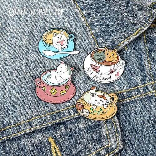 QIHE Jewelry Cute Cats in Coffee Cup Enamel Lapel Pins Free Time Cartoon Brooches Badges Fashion Pin Gifts for Friends Wholesale