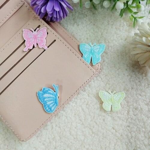 100pcs/lot Luxury Fashion Small Embroidery Patches Luminous Butterfly Self-adhesive Backpack Clothing Decoration Diy Applique